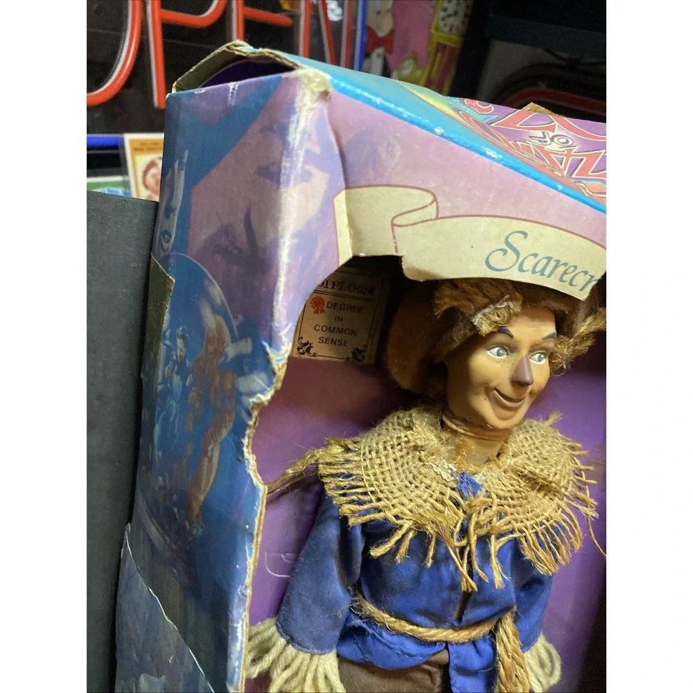 Vintage 1994 Scarecrow Wizard Of Oz In Box Box Has Damage See Pics